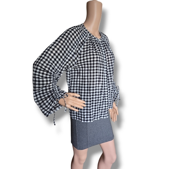 GAP Women's Navy Blue/ White Gingham Ruched Sleeve Blouse - Picture 10 of 16